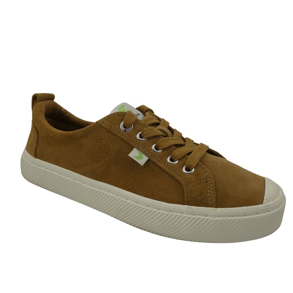 Cariuma Women's 8.5 Brown Suede Low Top Casual Lace Up Sustainable Skate Shoes